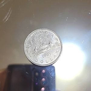 Canadian Silver $1 coin 1985 largest Canadian coin Mint used condition SILVER $$